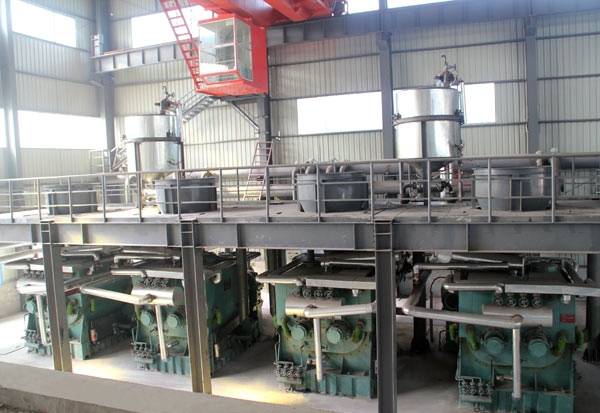 自动控制的混捏锅